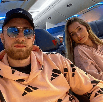 Cute Couple, Girlfriend In Pink